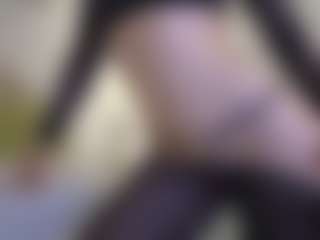 azaleiia's Live Sex Cam Show