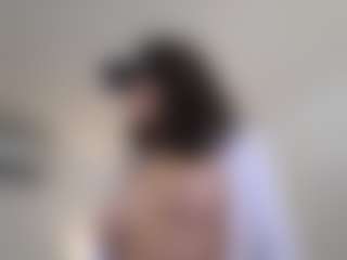 azaleiia's Live Sex Cam Show