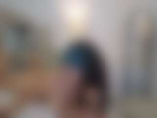 azaleiia's Live Sex Cam Show