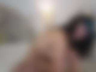 azaleiia's Live Sex Cam Show