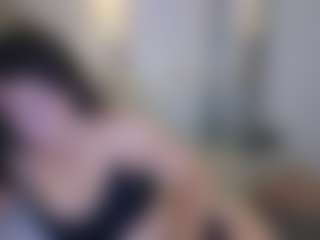 Show de cam en vivo con azaleiia - Gamer Athletic en Camsoda