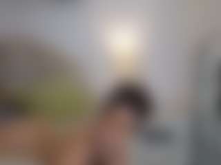azaleiia's Live Sex Cam Show