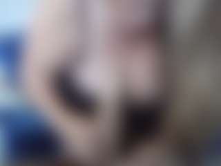 PrettyPennyLayne's Live Sex Cam Show