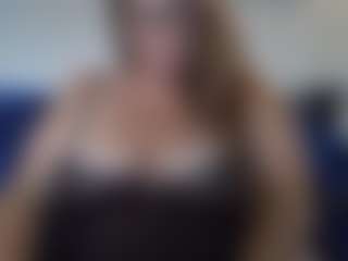 PrettyPennyLayne's Live Sex Cam Show