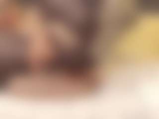 ErickaLee MILF webcam performer live streaming
