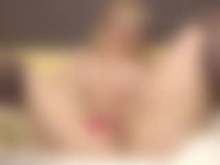 ErickaLee's Live Sex Cam Show