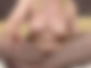 ErickaLee's Live Sex Cam Show