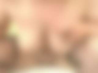 Live cam show with ErickaLee - Blonde Hair on Gym Cam Girls