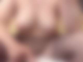 ErickaLee's Live Sex Cam Show