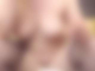 ErickaLee's Live Sex Cam Show