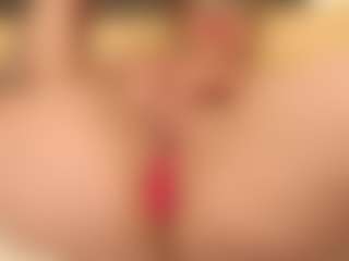 Live cam show with ErickaLee - Blonde Hair MILF on https://playwithruby.com
