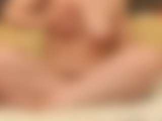 Live cam show with ErickaLee - Blonde Hair MILF on studioflirtlive.com