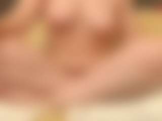 Live cam show with ErickaLee - Flashing on Camsoda