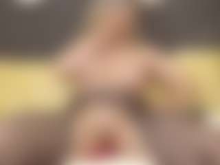 ErickaLee's Live Sex Cam Show