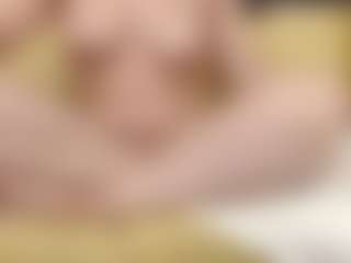 ErickaLee's Live Sex Cam Show