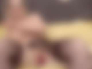 ErickaLee's Live Sex Cam Show
