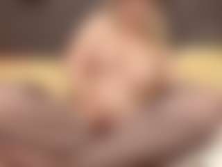 Live cam show with ErickaLee - Flashing on Camiplay Live