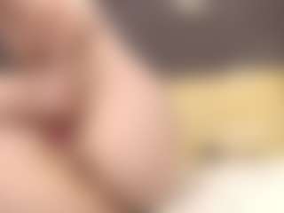 ErickaLee's Live Sex Cam Show