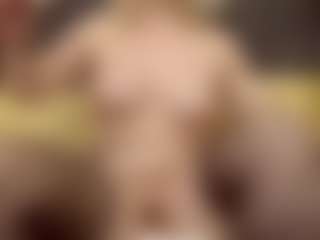 ErickaLee's Live Sex Cam Show