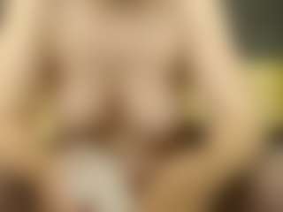 ErickaLee's Live Sex Cam Show