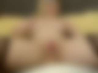 ErickaLee's Live Sex Cam Show
