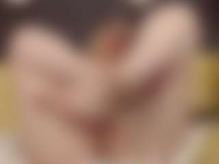 ErickaLee MILF webcam performer live streaming