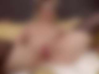 Live cam show with ErickaLee - Fetish MILF on TottyGirls