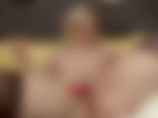 ErickaLee's Live Sex Cam Show