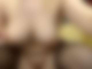 ErickaLee's Live Sex Cam Show