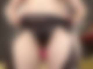 ErickaLee's Live Sex Cam Show