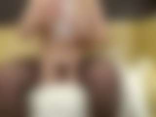 ErickaLee's Live Sex Cam Show