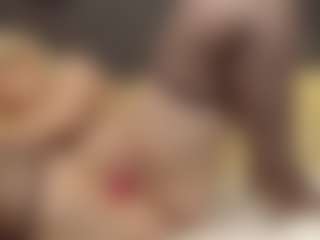 ErickaLee's Live Sex Cam Show