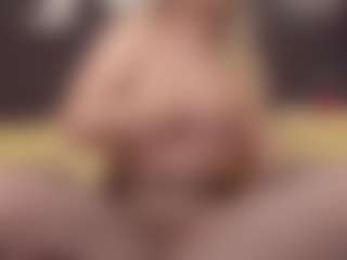 ErickaLee's Live Sex Cam Show