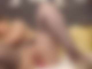 ErickaLee's Live Sex Cam Show