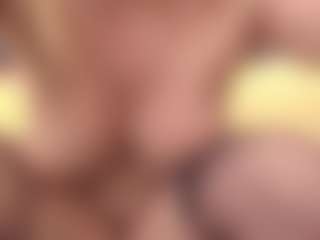 ErickaLee's Live Sex Cam Show