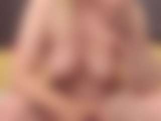 ErickaLee's Live Sex Cam Show