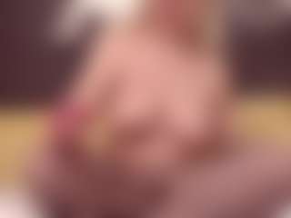 ErickaLee's Live Sex Cam Show