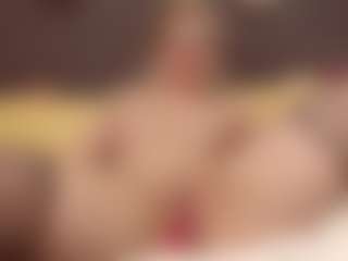 ErickaLee's Live Sex Cam Show