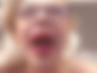 ErickaLee's Live Sex Cam Show