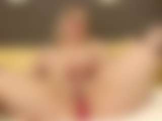 ErickaLee's Live Sex Cam Show