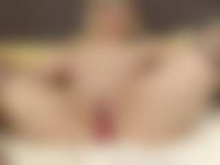 Live cam show with ErickaLee - Handjob on live.xbliss.ai