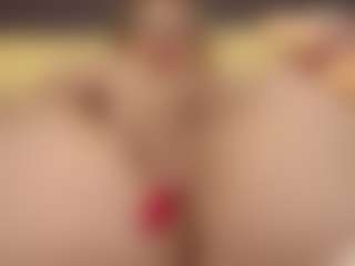 ErickaLee's Live Sex Cam Show