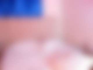 Live cam show with madiisoncarter - Black on live18s.com