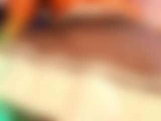 Live cam show with madiisoncarter - Petite on Milfs Live