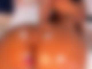 Live cam show with madiisoncarter - Petite on Camsoda