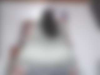 squiirtmachine MILF webcam performer live streaming