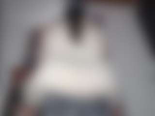 squiirtmachine MILF webcam performer live streaming