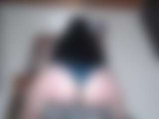 Live cam show with squiirtmachine - MILF on Sex Cam Show