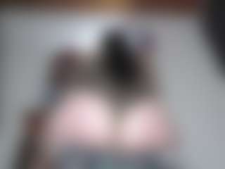 squiirtmachine MILF webcam performer live streaming