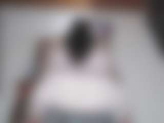 squiirtmachine MILF webcam performer live streaming